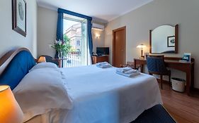Massimo Plaza Hotel